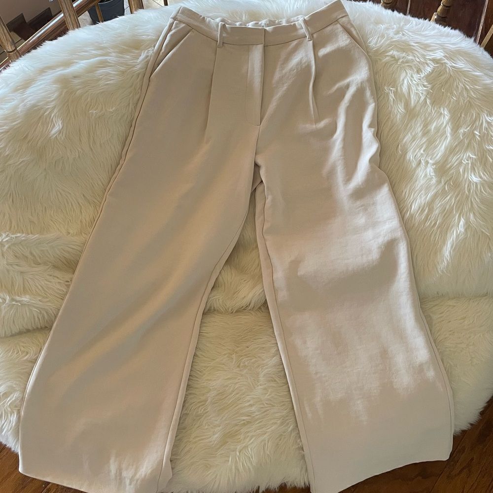 Cream pants - Picture 4 of 6